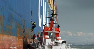 Stire din Economie : Pilotajul maritim și pe canalele navigabile revine sub monopolul statului