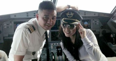 Stire din Diverse : Piloți de avion, suspendați din funcție din cauza unui motiv ciudat