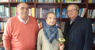 Stire din Cultură-Educație : "Pilula de râs", propusă de caricaturistul Suat Ibraim
