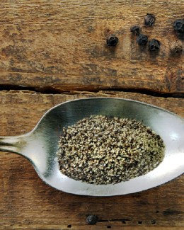 Stire din Sănătate : Tulburările digestive, ameliorate cu piper negru