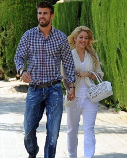 Stire din Monden : Shakira și Pique  se pregătesc să devină părinți