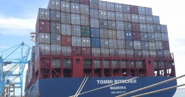 Teroare pe portcontainer! Opt navigatori, RĂPIȚI de pirați, chiar în ziua de Paști - 4