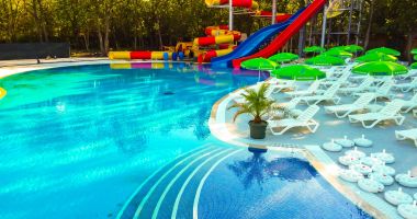 Stire din Actualitate : Tragedie într-o familie de români din Italia. Copilul lor de 8 ani a murit înecat în piscină