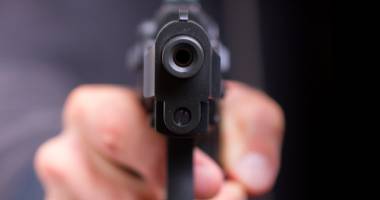 Stire din Eveniment : Împușcături într-o școală din Constanța. Pistolul, adus de un elev