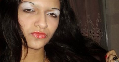 Cele mai ridicole fotografii ale pițipoancelor de pe Facebook - 7