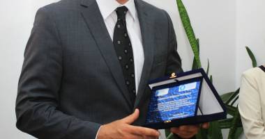 Plachetă de onoare, recuperată de "Cuget Liber" din ... piața de vechituri! - 5