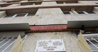 Stire din Cultură-Educație : Mari personalități! Plachete comemorative pe imobilele din Constanța