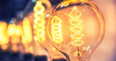 Stire din Economie : Ce se va întâmpla cu schema de compensare-plafonare a prețurilor la energie. „Scenariul de bază rămâne prelungirea”