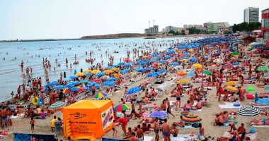 Aveți grijă! S-au înmulțit furturile pe plajă