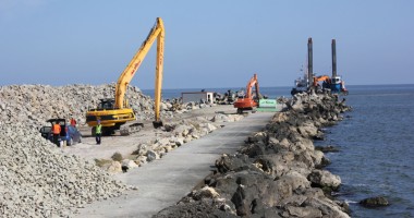 Plaja din Mamaia, în pericol! - 5