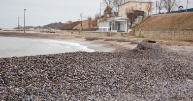 Stire din Social : ABADL/ Începe pregătirea plajelor pentru sezonul rece