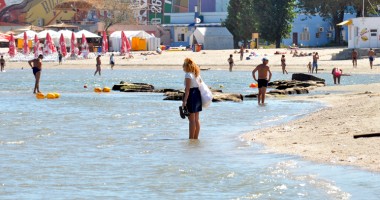 Stire din Economie : Începerea școlii a alungat și bruma de turiști de pe litoral