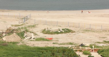 Stire din Social : SCANDALOS! Plaja Modern, vândută la bucată. Constănțenii nu mai au acces