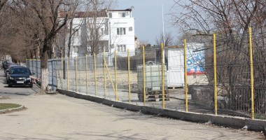 SCANDALOS / PLAJA MODERN, împrejmuită cu gard. Se pregătește o construcție GALERIE FOTO - 6