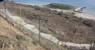 SCANDALOS / PLAJA MODERN, împrejmuită cu gard. Se pregătește o construcție GALERIE FOTO - 7