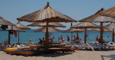 Stire din Eveniment : Portofel găsit de un jandarm pe plaja din Neptun