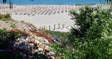 Aventuri pe drumurile către plajă. "Și noi plătim impozite!" - 3