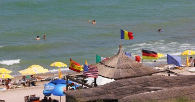 Galerie FOTO. La plajă, printre buruieni și gunoaie. Unde fug constănțenii de aglomerația de pe litoral - 5
