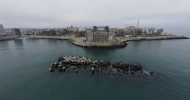 Stire din Social : Statul român a redus efectele eroziunii costiere pe jumătate dintre loturile cuprinse în marele proiect