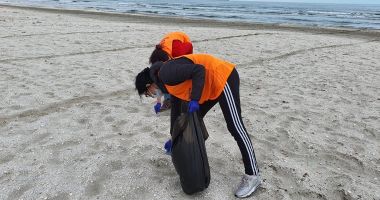 Stire din Social : Plajele de pe litoralul românesc, mai curate decât toamna trecută