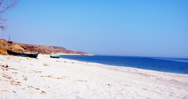 Sălbăticie pe plajele neînchiriate de pe litoral - 3