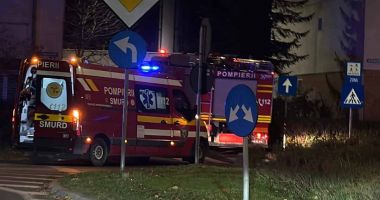 Stire din Eveniment : A fost activat Planul Roşu de Intervenţie! Un microbuz cu 9 persoane şi o maşină, implicate în accident rutier