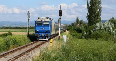 Plan de restructurare pentru CFR Călători şi concedieri la CFR Marfă