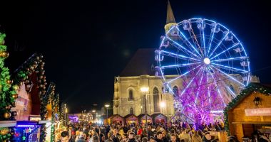 ,,PLANETA CRĂCIUN” - târgul cu tematică de sărbători organizat de UNTOLD Universe în Piața Unirii din Cluj-Napoca se deschide pe 22 noiembrie - 2