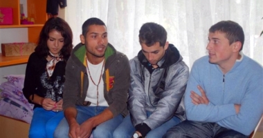 Stire din Social : Copiii din centrele de plasament, sprijiniți în carieră
