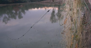 Stire din Eveniment : Plase monofilament confiscate de Garda de Coastă