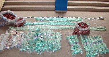 Constănțean prins cu zeci de mii de metri de plase de pescuit ilegale - 2