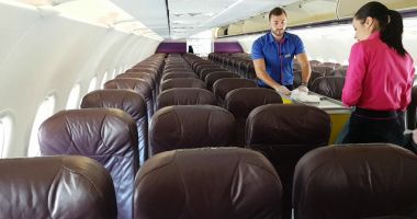 Stire din Actualitate : O companie aeriană prezentă în România renunță la plățile cash la bordul avioanelor