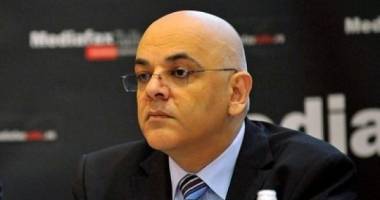 Stire din Eveniment : Pompierii, jandarmii și polițiștii, plătiți suplimentar dacă stau peste program