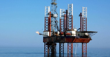 Stire din Economie : Guvernul a aprobat concesionarea a două perimetre petroliere la Marea Neagră