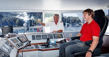 Stire din Economie : 25 iunie - Ziua Navigatorului