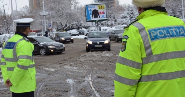 Stire din Eveniment : Plecați cu mașina la drum lung?  Iată ce vă recomandă Poliția