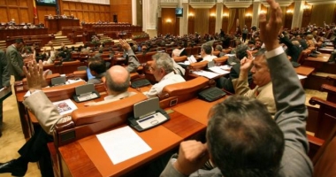 Stire din Politică-Administrație : Ședința de Guvern a fost reprogramată