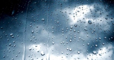 Stire din Social : Avertizare meteo de ploi torențiale la Constanța