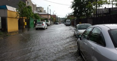 Stire din Social : Galerie FOTO. Ce a lăsat în urmă potopul din Constanța