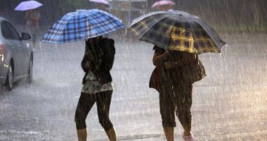 Stire din Social : COD PORTOCALIU de ploi torențiale și vijelii, la Constanța. O nouă avertizare de la meteorologi, pentru duminică după-amiază
