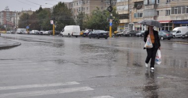 Stire din Social : Week-end cu ploi și furtuni, la CONSTANȚA!