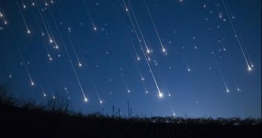 Stire din Social : Fenomen astronomic spectaculos. Ploaia de meteroriți Lyride. Unde și când o putem urmări
