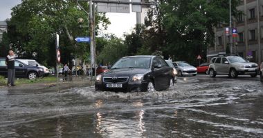 Stire din Social : COD GALBEN emis de ANM, vremea se strică de miercuri. HARTA zonelor vizate