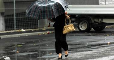 CONSTANȚA, SUB AVERTIZARE METEO DE PLOI TORENȚIALE, VÂNT ȘI GRINDINĂ!
