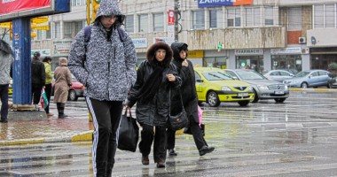 Stire din Social : ANM. Informare meteo de răcire accentuată a vremii, ninsori și intensificări ale vântului. Află cum va fi vremea la CONSTANȚA