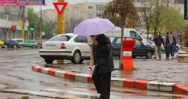 Stire din Social : Ploi și maxime de 1 grad Celsius, astăzi, la Constanța