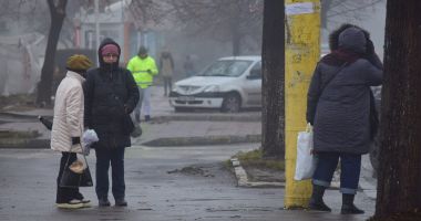 Stire din Social : Ploi şi frig, zilele acestea, la malul mării