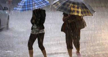 Stire din Social : Prognoza meteo pe două săptămâni. VIN PLOILE!