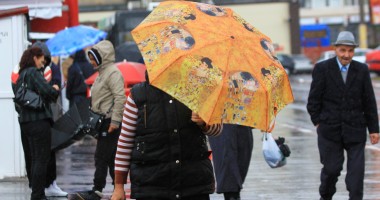 Stire din Social : ANM a actualizat avertizările pentru județul Constanța. Vezi cum va fi vremea în următoarele ore
