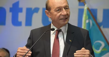 Stire din Politică-Administrație : Băsescu: Accesul SUA la baza Kogălniceanu „costă” în contextul tensiunilor din Orientul Mijlociu